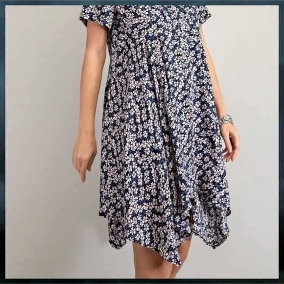 EASEL Lightweight Short Sleeved Collared Button Front Shark Bite Hem Shirt Dress - Picture 14 of 14